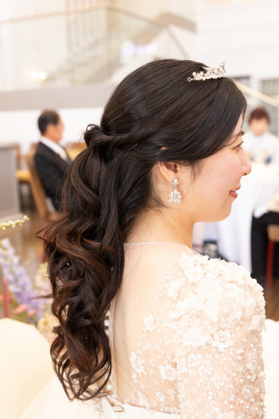 新潟県三条市　長岡市　見附市　結婚式場　ヘアアレンジ　卒花嫁　プレ花嫁　ウェディングドレス　カラードレス