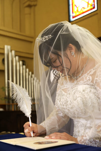 新潟県三条市　長岡市　新潟市　結婚式場　フォト撮影　ウェディングドレス　チェペル　人前式