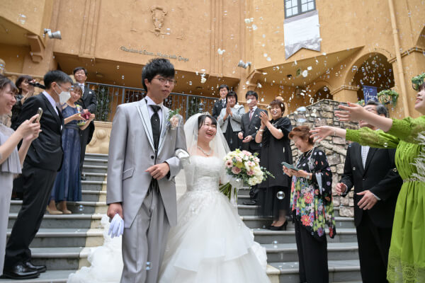 新潟県三条市　長岡市　新潟市　結婚式場　チャペル挙式　ウェディングドレス　ウェディングパーティ