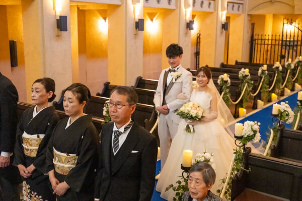 新潟県三条市　長岡市　新潟市　結婚式場　チャペル挙式　ウェディングドレス　ファミリーミート